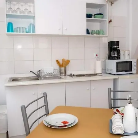 Πανσιόν Mida Summer